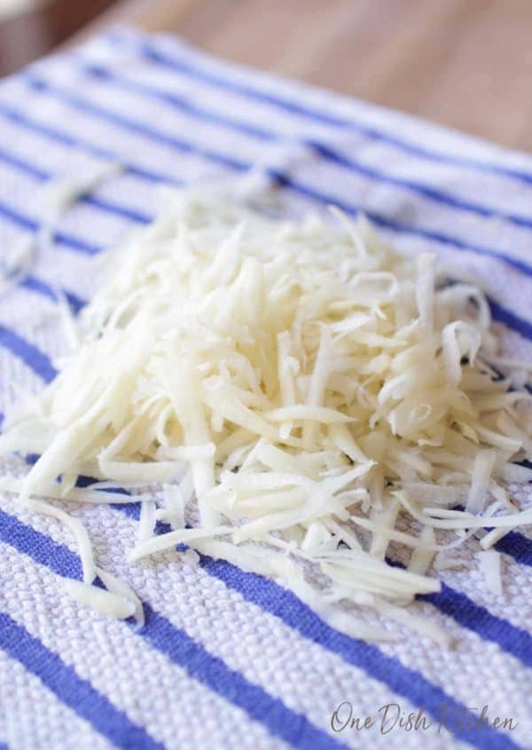 drying potatoes for hash browns | one dish kitchen