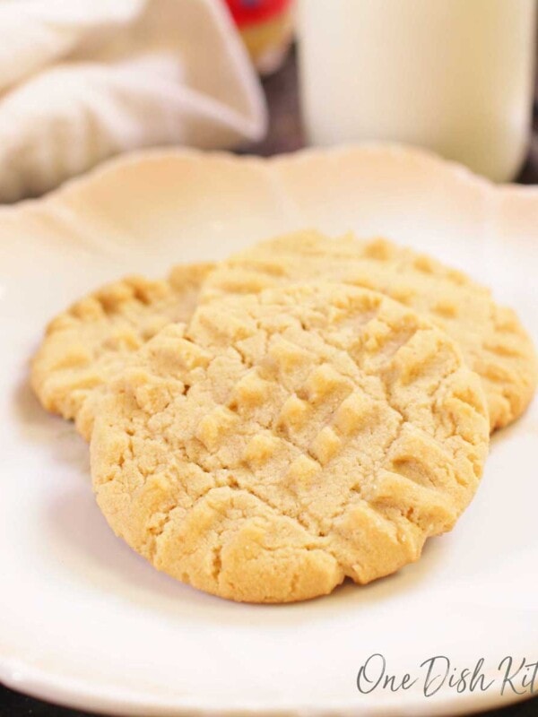 a plate of peanut butter cookies