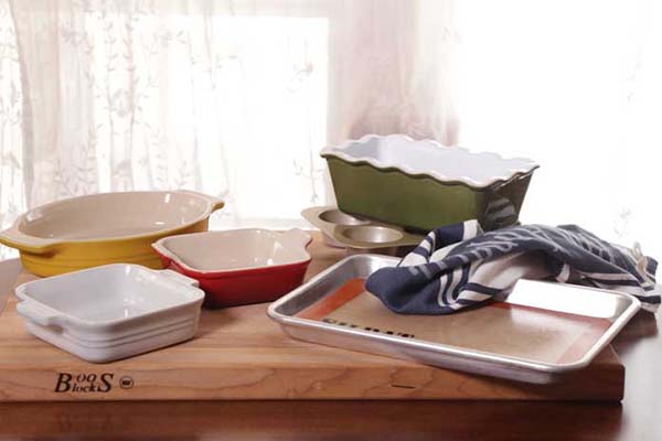 baking dishes and baking pans