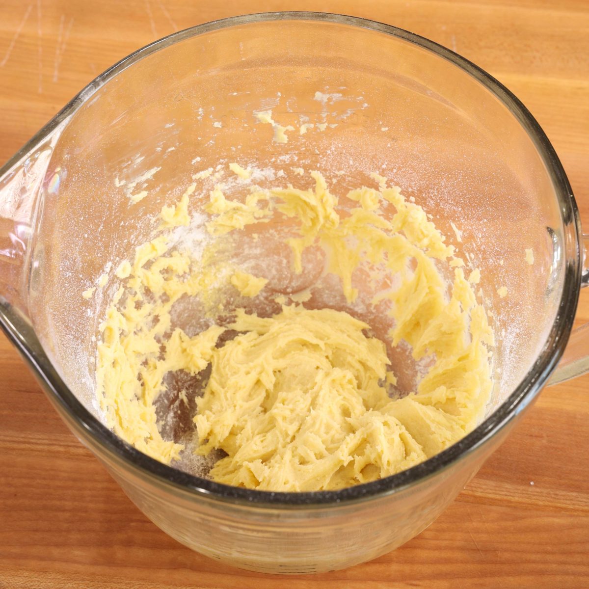 flour, baking powder, egg, butter and sugar in a mixing bowl.