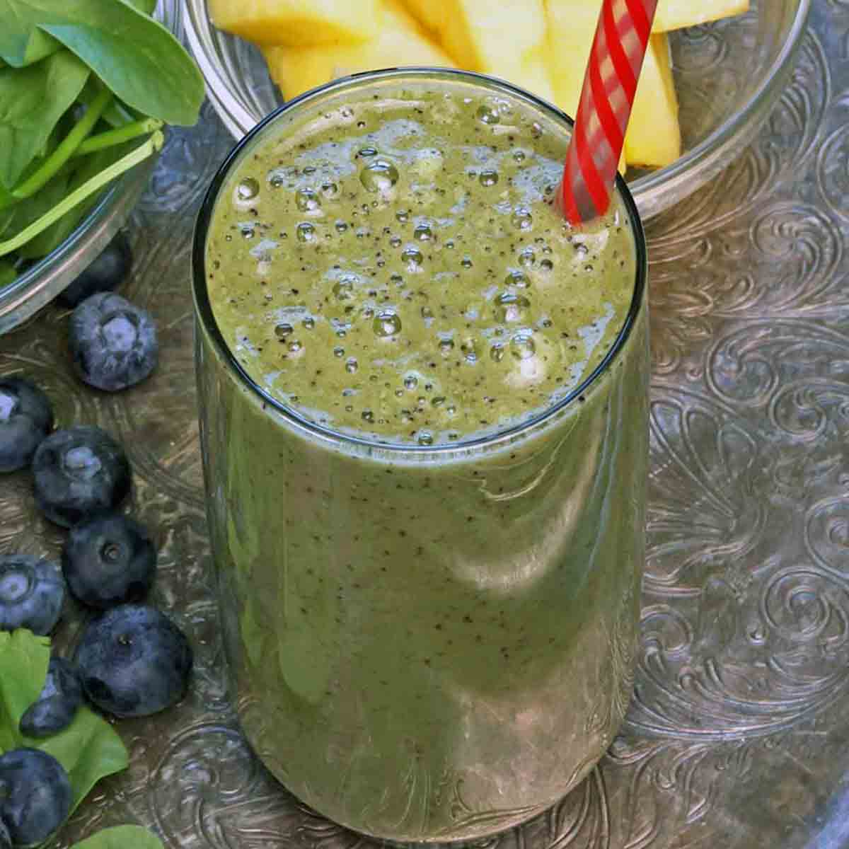 Green Smoothie For One - One Dish Kitchen