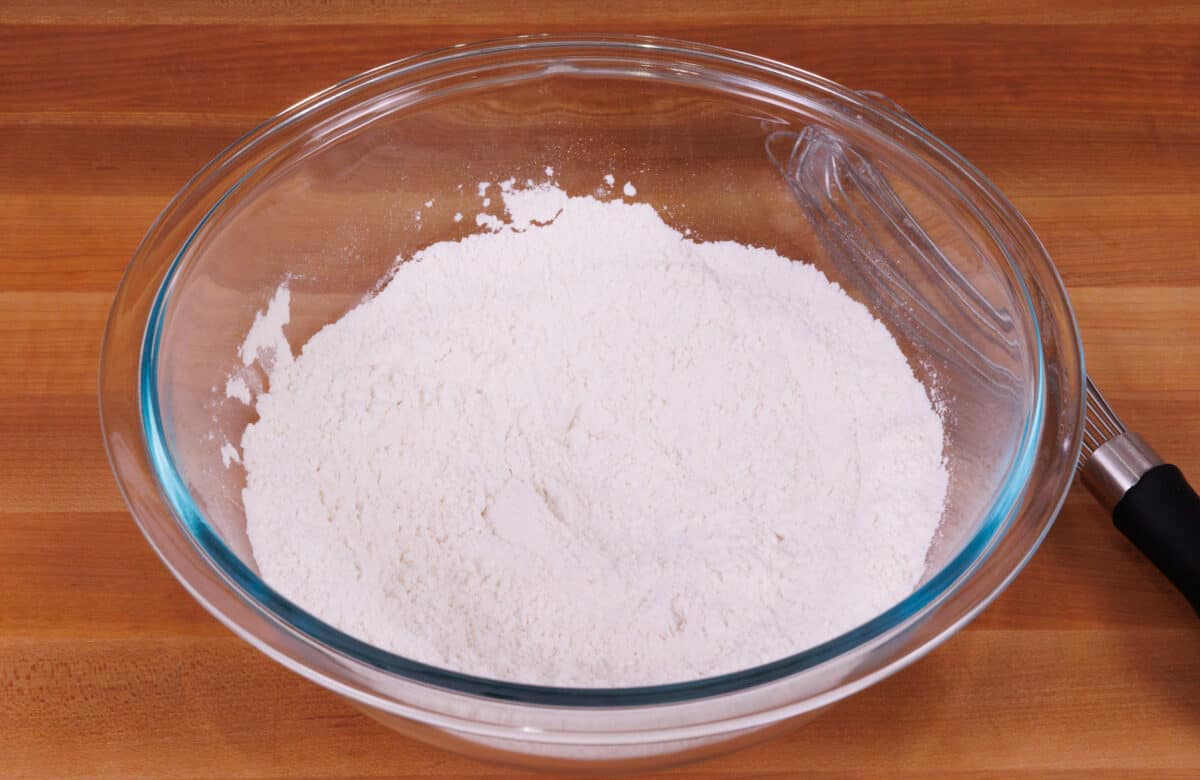 flour, baking powder, sugar, and salt in a mixing bowl.