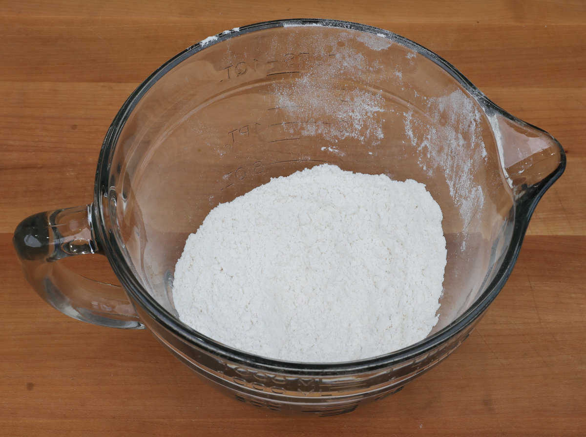 flour, cornstarch, baking soda and salt in a small mixing bowl.