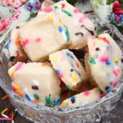 a small bowl filled with mini shortbread bites.